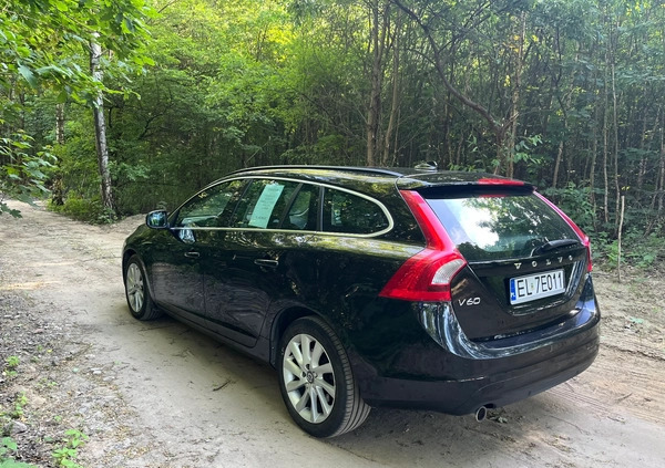 Volvo V60 cena 49900 przebieg: 163000, rok produkcji 2016 z Łódź małe 67